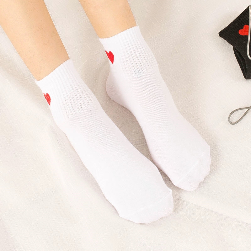 5 Pairs of Couple Socks in Korean Harajuku Style with Small Red Heart Designs, Ulzzang Heart-Shaped Short and Mid-Length Socks for Women