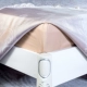 chống trượt mat mat lụa băng ba mảnh phần giường váy 1.8m doanh nghiệp giường nước có thể gập lại phong cách châu Âu giường mat mùa hè - Thảm mùa hè