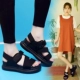 Giày sandal lưới nữ màu đỏ phong cách cổ tích 2019 phiên bản Hàn Quốc mới của đáy phẳng hoang dã với đôi giày đế dày dày - Sandal