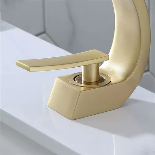 Ремеска для мытья ручной работы творческая северная легкая световая роскошная медная матовая матовая матовая охлаждение одно отверстие и горячая нагрева