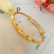 Nhật Bản và Hàn Quốc mới cát vàng mờ xoắn vòng đeo tay nữ đồng vàng mạ 24k giả vàng vòng tay cưới không phai trang sức vong deo tay Vòng đeo tay Cuff