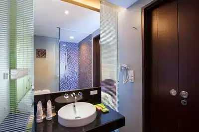 ibis Styles Bali Denpasar superior queen room