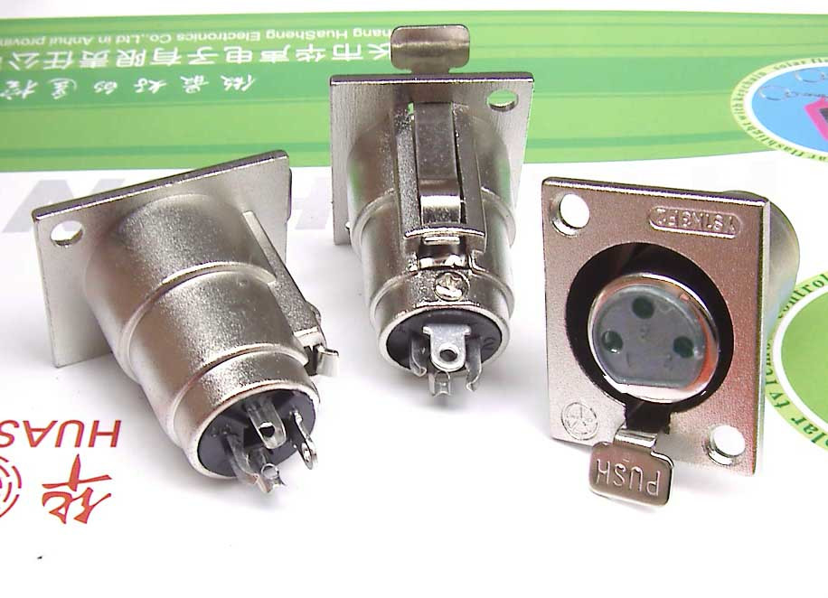 PUSH (YS1K3F2) Floor type XLR seat (female)Special price 3 5