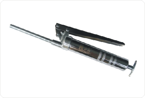 Originally installed Taiwan force 100cc yellow oil gun R-100 hand pressure type yellow oil gun