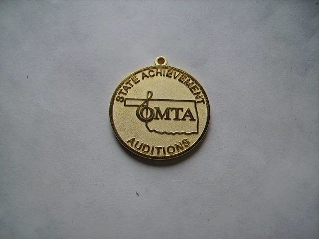 Иностранные commemorative медали очень красивые, медная позолота