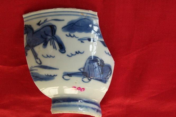 200 Qing Dynasty Kangxi Jun Ma Tuan Porcelain Piece specimen