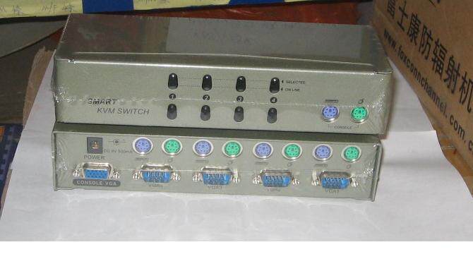 KVM Switch 4 host shares a display set of PS 2 mouse keyboard