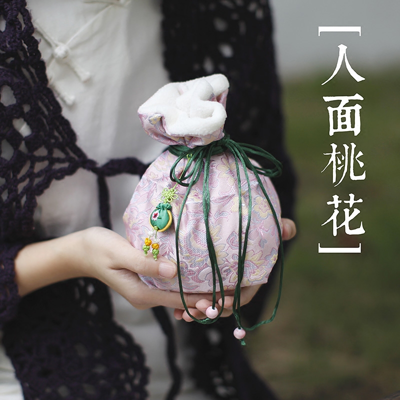 Mrs. Jin Original (Human Face Peach Blossom) Tang Po Zi Cloth Cover Palace Ancient Fa Tang Po-in-law Cloth Cover