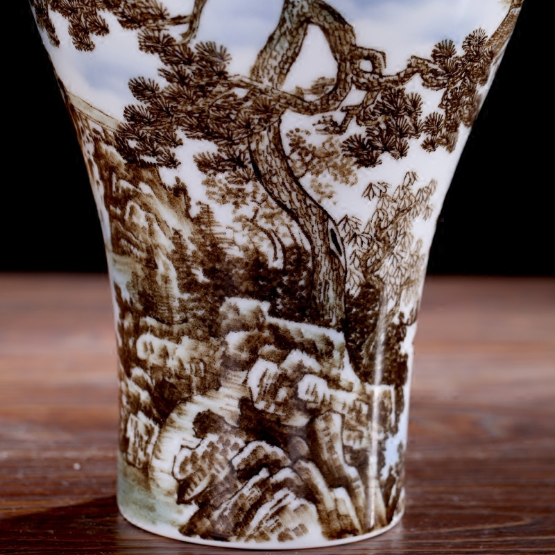 Jingdezhen ceramic hand - made guest - the greeting pine mesa floret bottle home sitting room study office furnishing articles of handicraft