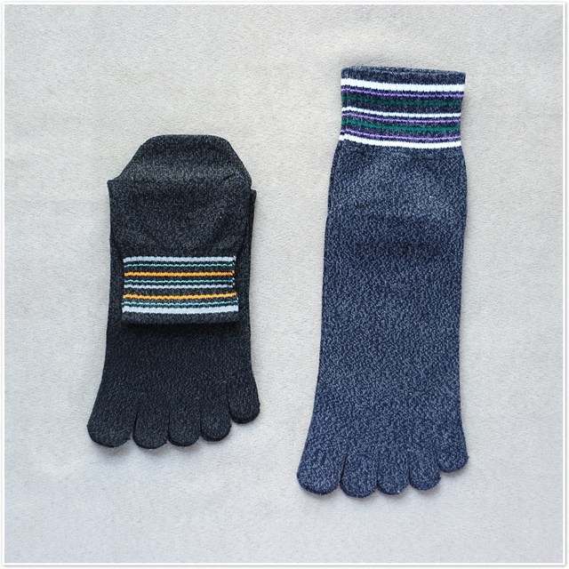 ສົ່ງອອກໄປຍີ່ປຸ່ນໃນລະດູໃບໄມ້ປົ່ງແລະລະດູຮ້ອນກິລາ toe socks ຜູ້ຊາຍຝ້າຍບໍລິສຸດຂອງຕ້ານເຊື້ອແບັກທີເຣັຍແລະ deodorant ຝ້າຍຝ້າຍ sweat-absorbent ຍາວກາງ-ຍາວ socks ແຍກ-toe ສັ້ນ socks