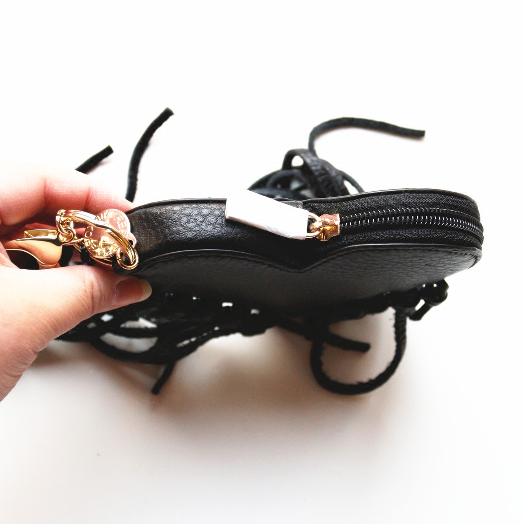 Домашний пятно Rebecca Minkoff Ribeca Kaifer Heart Heart Flavors Key Coin Pass