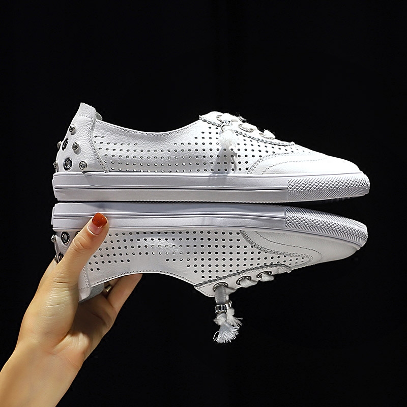 Breathable white shoes 2020 new spring all-match large size women's shoes 41-43 summer Korean version hollow flat shoes