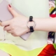 Phiên bản Hàn Quốc của vòng đeo tay cá tính đơn giản Sen châu Âu và Mỹ Sen vòng đeo tay Hàn Quốc retro màu đen phóng đại