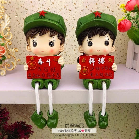 Learning inspirational jewelry Home decoration Living room study decorative cabinet decoration Hanging foot doll decoration Student gifts