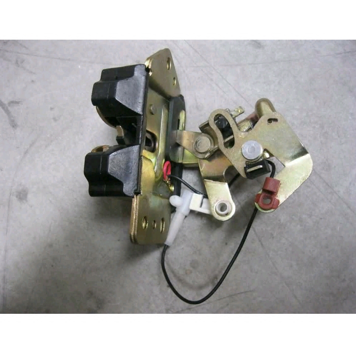 Original Wuling Light 6376 6400 6388 6389 tailgate lock body back door pin block tailgate central control lock