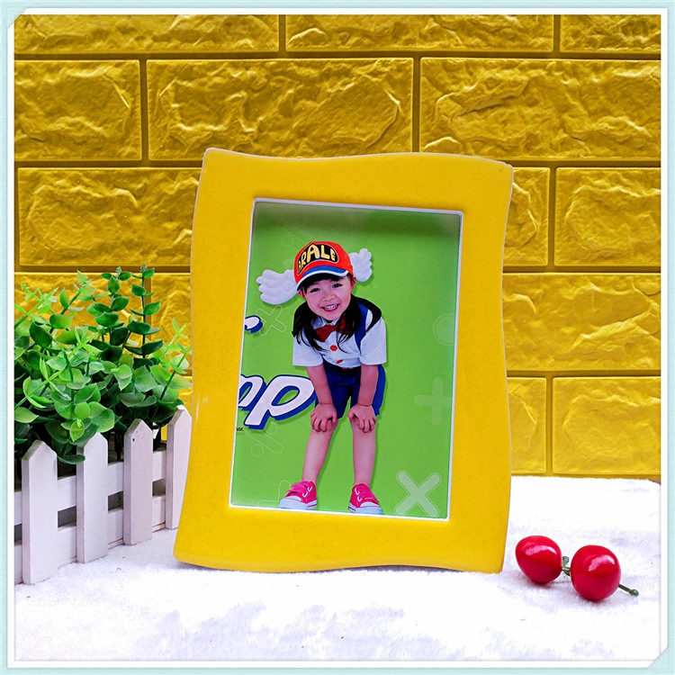 New hot sell yellow 7 inch 10 inch color porcelain craft photo frame creative gift white children wedding dress hem