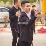Nhanh tay người đàn ông màu đỏ Wu Di với bộ đồ nam mùa thu phù hợp với áo ba lỗ quần nam