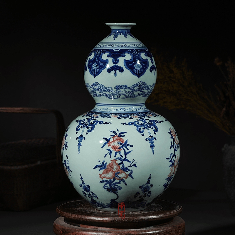 Jingdezhen ceramics antique hand - made Chinese blue and white porcelain vase sitting room porch TV ark, flower adornment furnishing articles