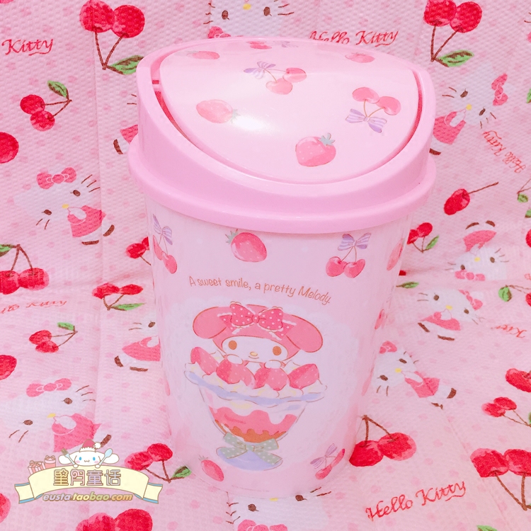 MyMelody Merlotte trash can containing bucket 