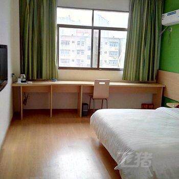7 Days Hotel chain hotel · Ji'an railway station store Ali exclusive bed room