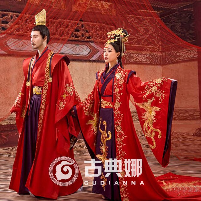 Classical bride Chinese wedding Hanfu costume