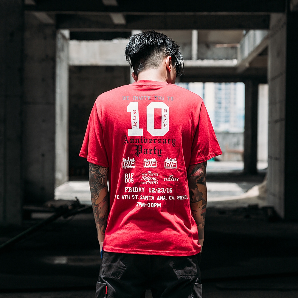 港风潮牌街头短袖男潮简约休闲字母印花青年T恤男半袖情侣款体恤