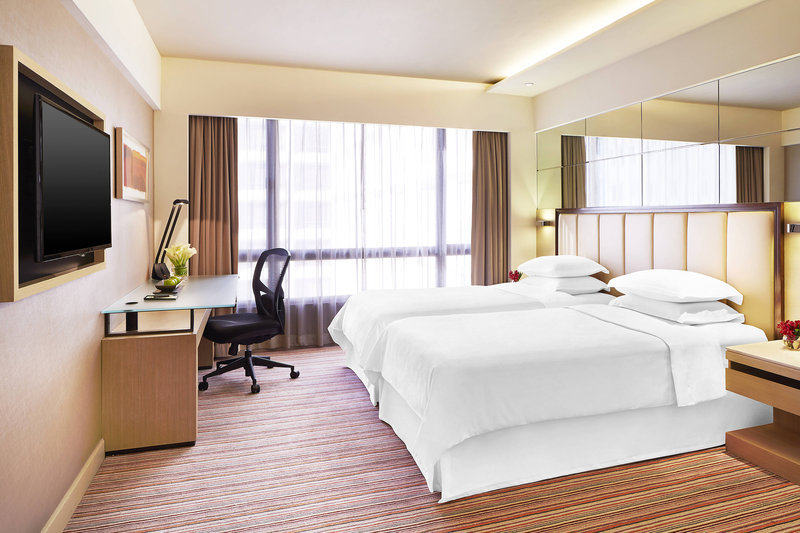 Sheraton Hong Kong Hotel Deluxe King Room (City View Courtyard View)