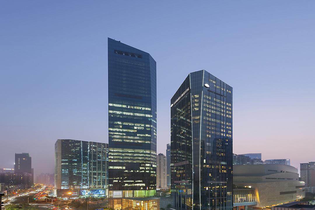 Mandarin Oriental, Guangzhou Executive Floor Deluxe Room Twin Bed