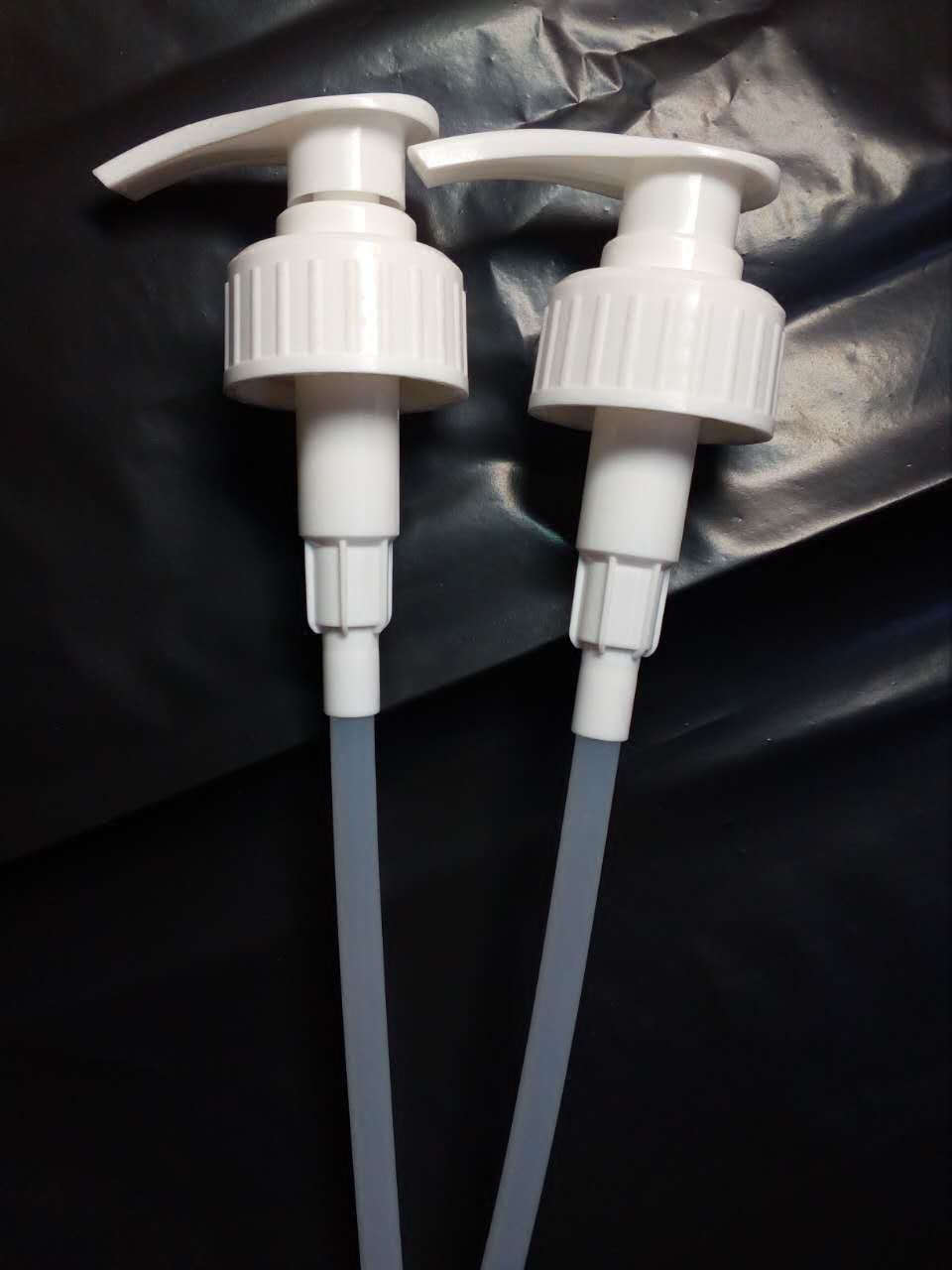 The pressure head is suitable for the multi-effect laundry liquid detergent spray head