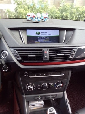 8-inch BMWX1 dedicated car dvd Android smart voice bluetooth reversing DVD navigation all-in-one two-piece machine