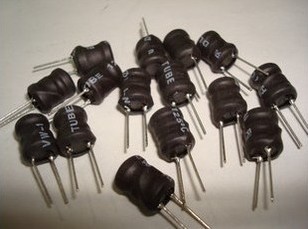 0608-68UH I-shaped inductance 6 * 8 68UH Straight plug-in power inductance @