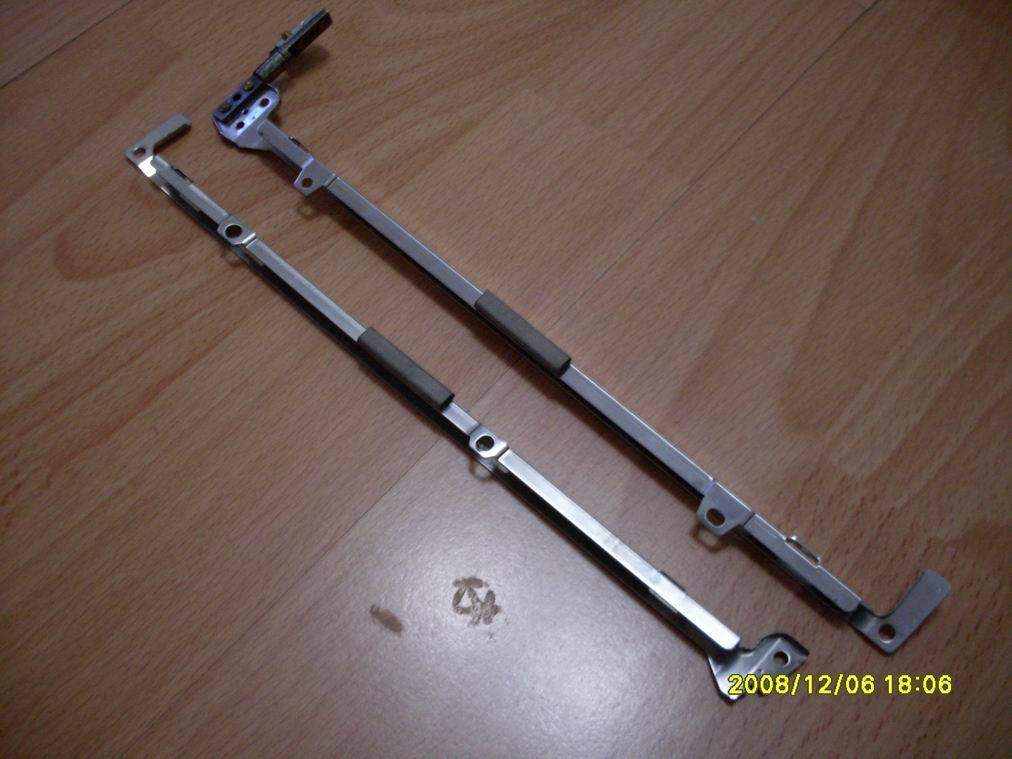 Toshiba 1750 laptop left and right screen axis 13 3 inch screen