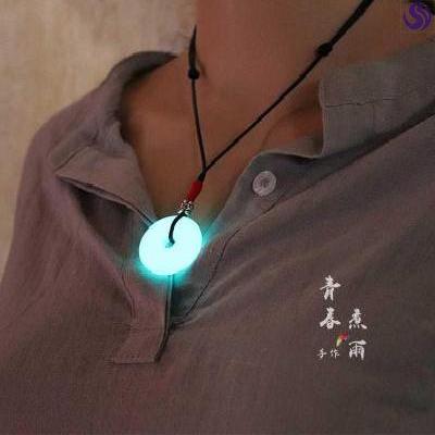 Ping buckle pendant Luminous Stone luminous necklace student couple Joker hanging boys' women sweater adjustable