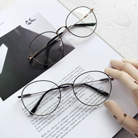 Phiên bản Hàn Quốc của kim loại chân mỏng khung hình bầu dục kính khung nữ thời trang retro xu hướng trang trí đơn giản kính phẳng gương - Kính khung mắt kính gucci