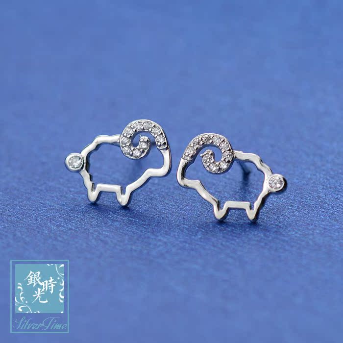 Silver Time S925 Sterling Silver Stud Earrings Micro-inlaid Diamond Hollow Lamb Sheep Earrings Fashion Creative Temperament Earrings Women