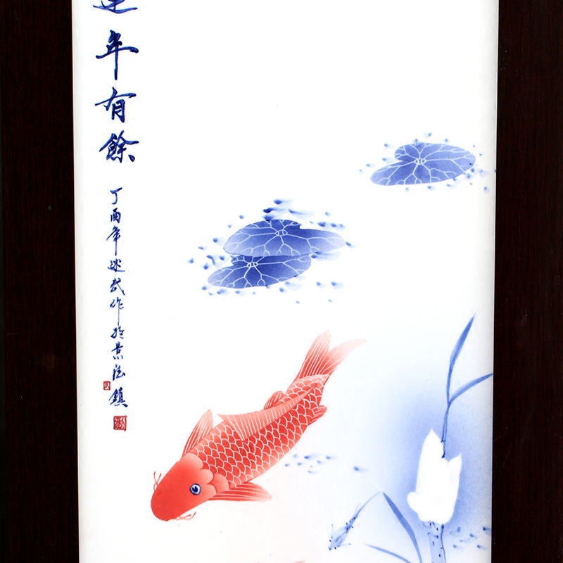 Hang a picture to jingdezhen blue and white porcelain is hand made lotus sitting room adornment background sofa four fish screen painting ceramic plate