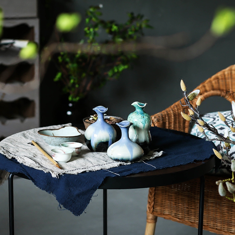 The Clear soup WoGuo home decoration vase furnishing articles sitting room flower arranging Chinese style desk study ceramic table variable glaze bottle