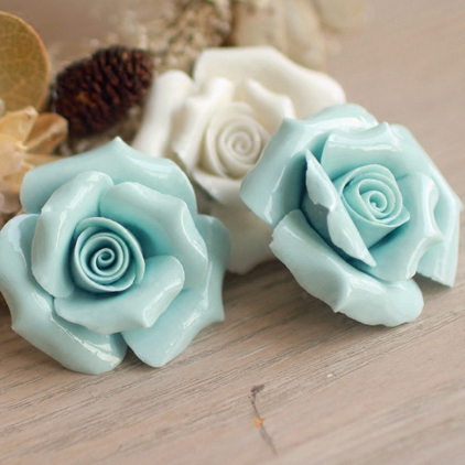 Modern beautiful living room exquisite handmade ceramic flower office desk flower decoration rattan circle diy accessories