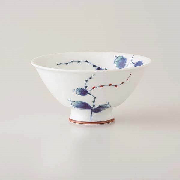 Japan has a Japanese fields of high - temperature cooking jobs for Japanese hand - drawn couples to bowl water