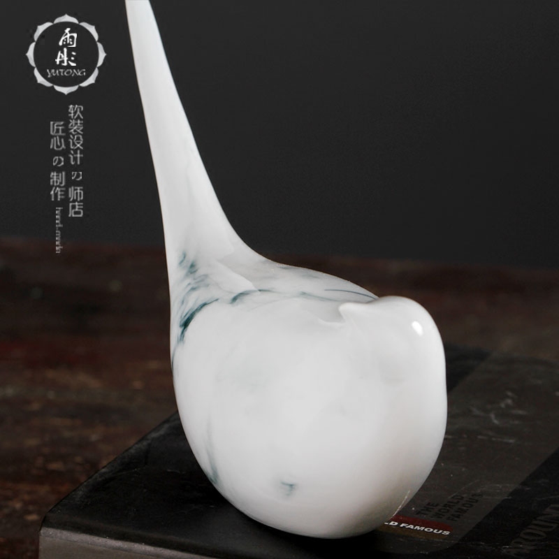 Jingdezhen ceramic, lovely bird furnishing articles innovative new Chinese style household example room living room TV cabinet study adornment