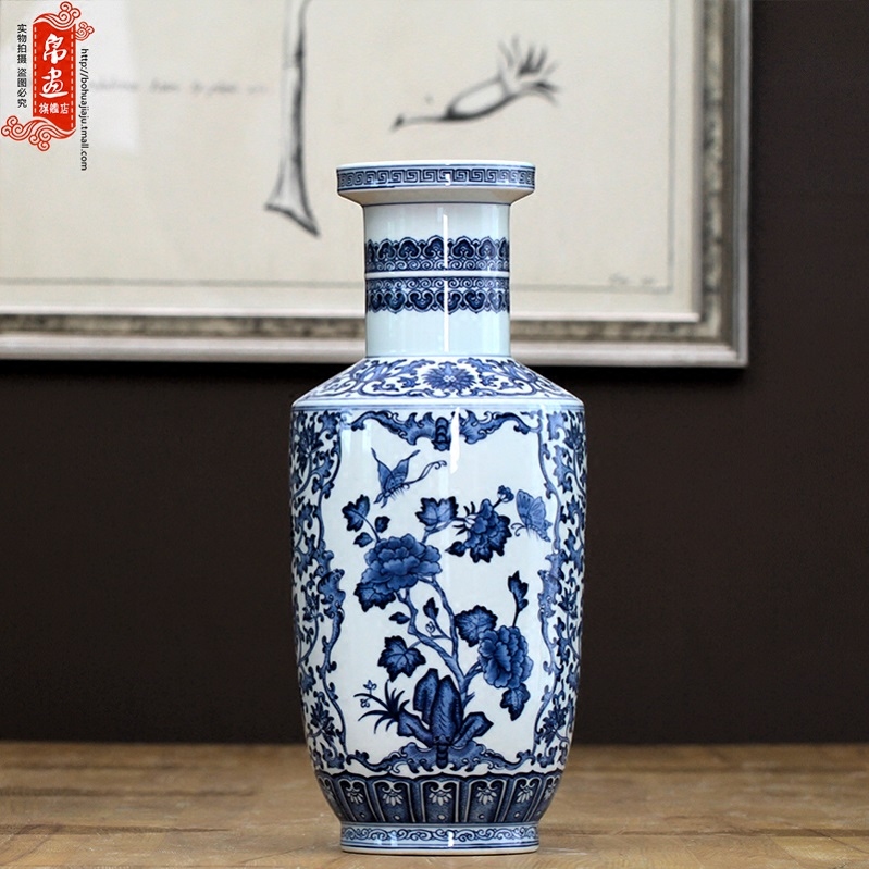 Jingdezhen ceramic general blue - and - white decoration flower pot pot - bellied furnishing articles household act the role ofing is tasted dry flower vase in the living room