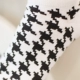 Xuân hè mới Nhật Bản dễ thương chị gái mềm mại chị gái sọc cotton vớ cotton kẻ sọc vớ đơn giản vớ trắng đen tất nữ