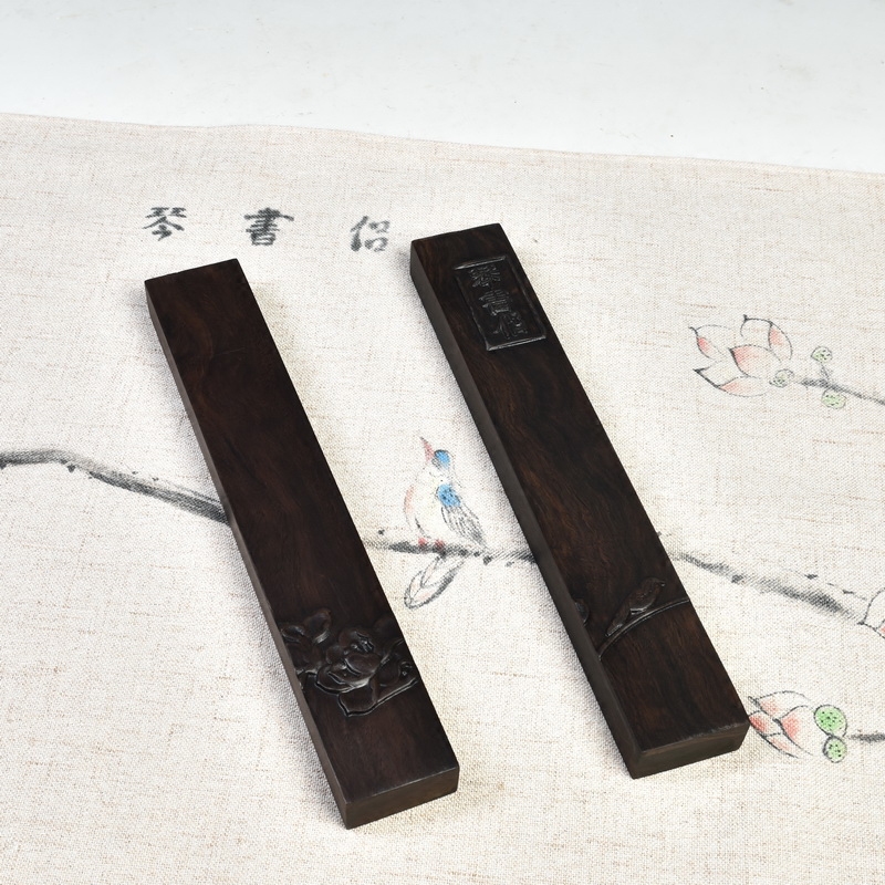 Qin Shuluhu Ebony Mahogany Paperweight ruler Solid wood Wenfang Four treasures Calligraphy supplies Creative pressure book town