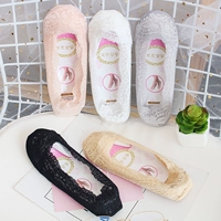 Vớ ren nữ bằng vải cotton mùa hè Hàn Quốc dễ thương phần mỏng miệng nông silicone vô hình vớ chống trượt đặt thấp để giúp vớ vớ bàn đi trong nhà