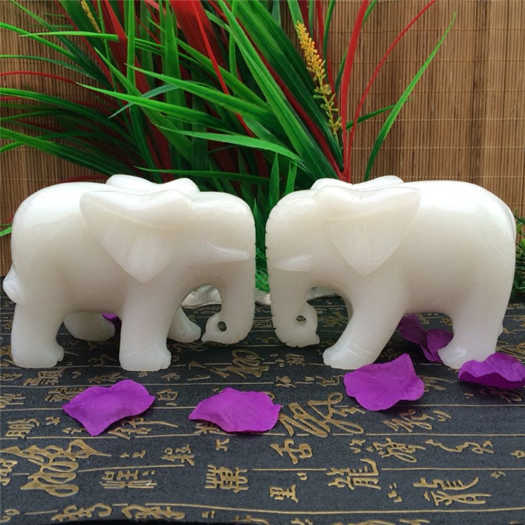 Natural White Jade Elephant White Jade Elephant Nafu Absorbent Guitarist Home Decoration Jade Ruyi Pendulum Mascot