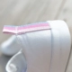 Giày vải thoáng khí cho mọi người màu rắn phiên bản Hàn Quốc của thủy triều thấp để giúp giày nữ với giày đế bằng đế bằng, giày trắng - Plimsolls