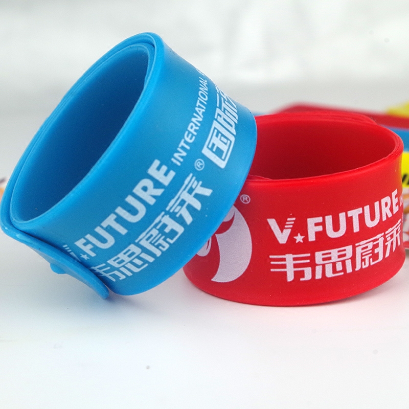 Children's silicone pop ring Adult universal bracelet custom jelly color student watch pat ring pop ring