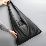 Демисезонная мягкая вместительная и большая кожаная сумка на одно плечо для отдыха, из натуральной кожи, воловья кожа