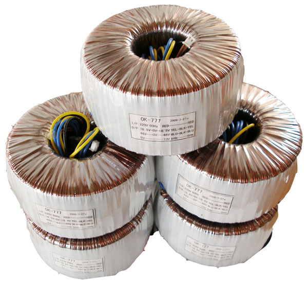 Тороидальный трансформатор ат100. Трансформатор ттп-40 тороидальный. Тороидальный трансформатор 15 вольт 5 ампер. Трансформатор тороидальный ts154. Обмотки тора.