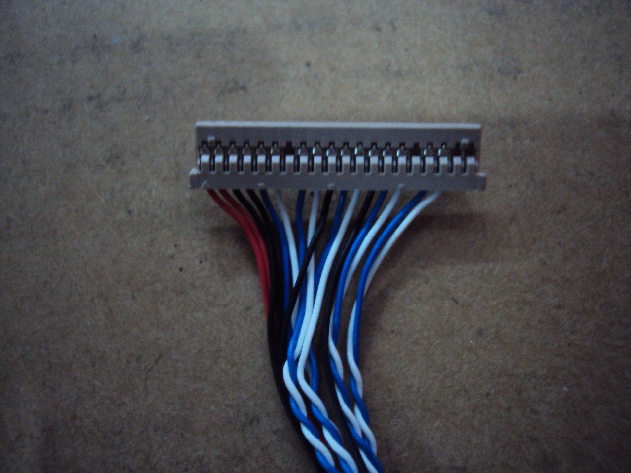 Universal 15-inch LCD screen driver board display screen line Single 8 20-pin screen line DIY accessories